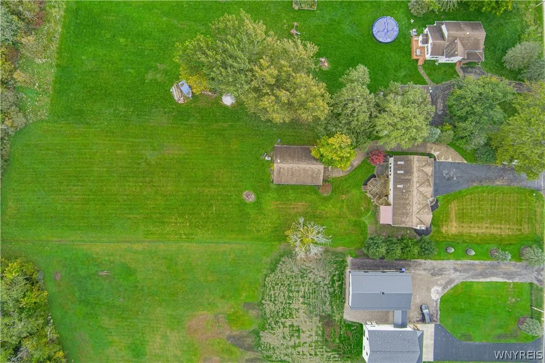 5507 Oakwood Drive, Pendleton, New York 14120, Pendleton, New York 14120, 4 Bedroom Bedrooms, 11 Room Rooms,3 BathroomBathrooms,Residential,For Sale,5507 Oakwood Drive, Pendleton, New York 14120,0,B1715145