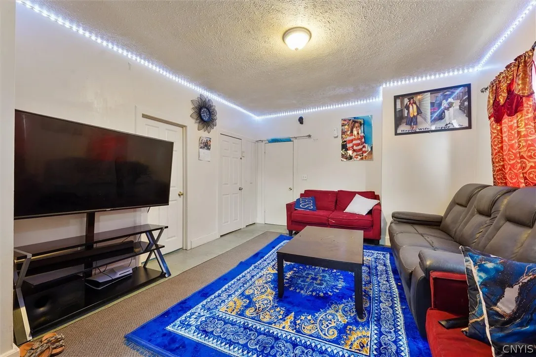 Living room unit #2