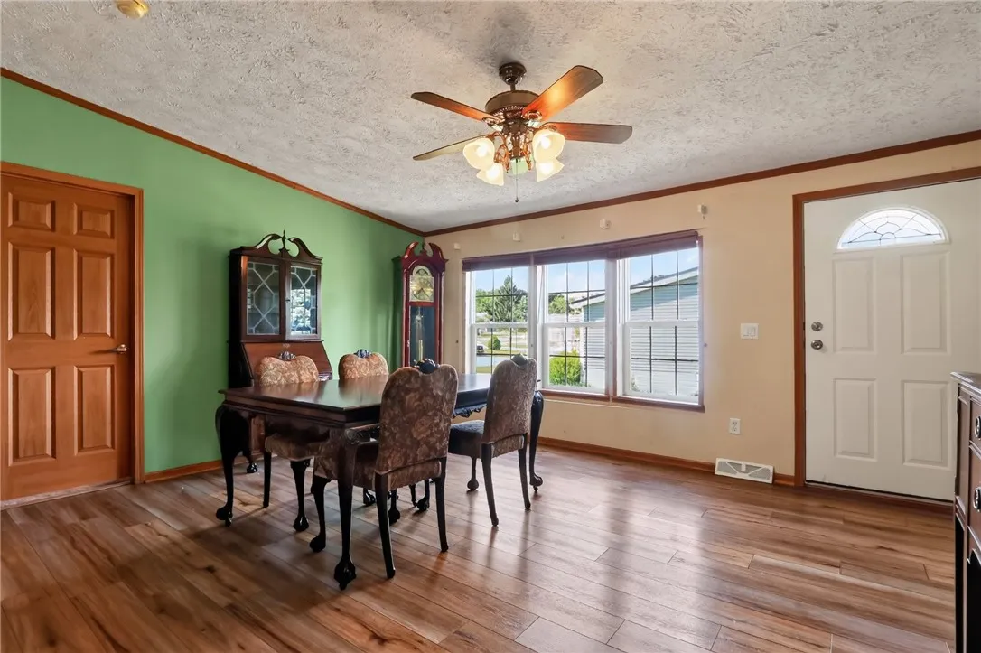 110 Montana Lane, Manchester, New York 14432, Manchester, New York 14432, 3 Bedroom Bedrooms, 6 Room Rooms,2 BathroomBathrooms,Residential,For Sale,110 Montana Lane, Manchester, New York 14432,0,R1710016