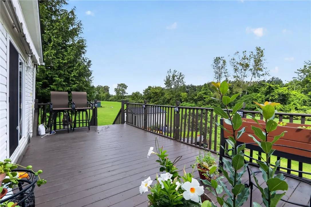 110 Montana Lane, Manchester, New York 14432, Manchester, New York 14432, 3 Bedroom Bedrooms, 6 Room Rooms,2 BathroomBathrooms,Residential,For Sale,110 Montana Lane, Manchester, New York 14432,0,R1710016