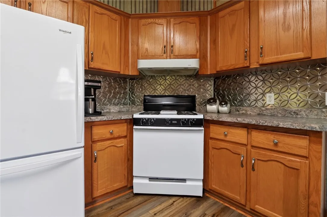 110 Montana Lane, Manchester, New York 14432, Manchester, New York 14432, 3 Bedroom Bedrooms, 6 Room Rooms,2 BathroomBathrooms,Residential,For Sale,110 Montana Lane, Manchester, New York 14432,0,R1710016