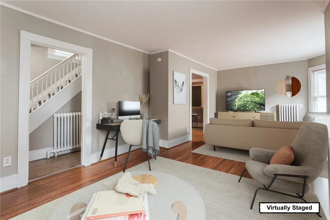 5 Rosedale Street, Rochester, New York 14620, Rochester, New York 14620, 3 Bedroom Bedrooms, 6 Room Rooms,1 BathroomBathrooms,Residential Lease,For Rent,5 Rosedale Street, Rochester, New York 14620,0,R1719387