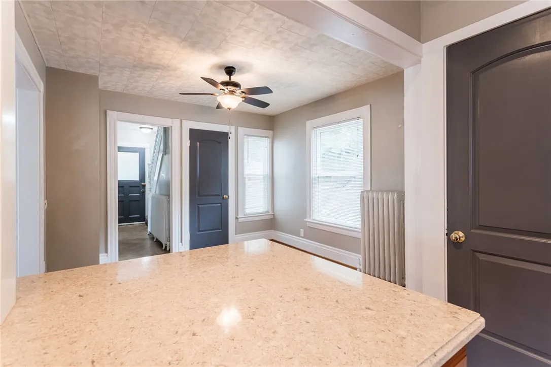 5 Rosedale Street, Rochester, New York 14620, Rochester, New York 14620, 3 Bedroom Bedrooms, 6 Room Rooms,1 BathroomBathrooms,Residential Lease,For Rent,5 Rosedale Street, Rochester, New York 14620,0,R1719387