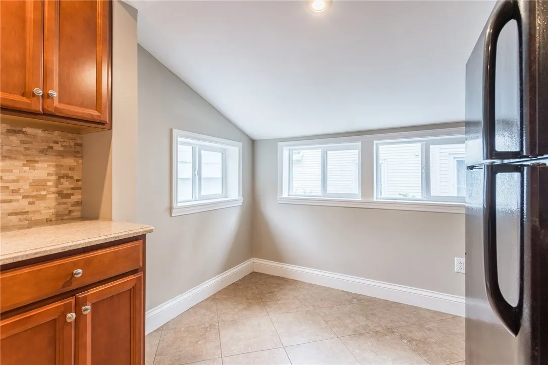 5 Rosedale Street, Rochester, New York 14620, Rochester, New York 14620, 3 Bedroom Bedrooms, 6 Room Rooms,1 BathroomBathrooms,Residential Lease,For Rent,5 Rosedale Street, Rochester, New York 14620,0,R1719387