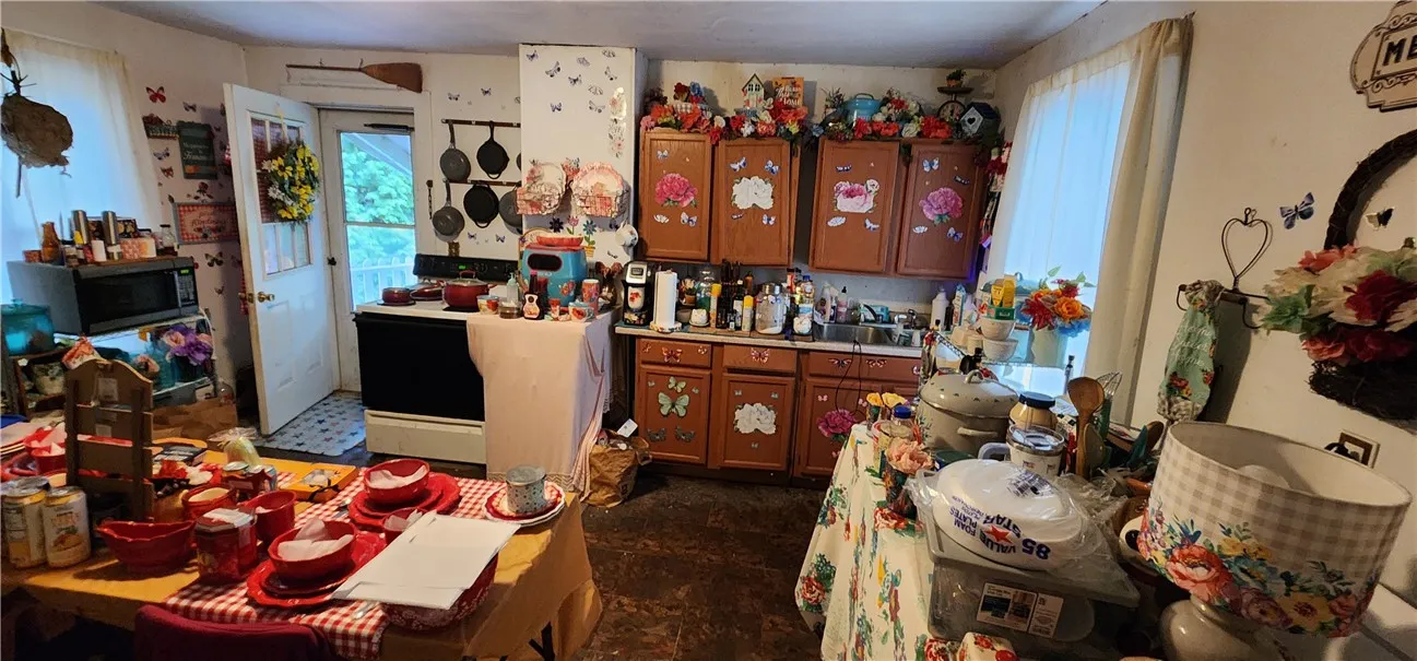 249 East Main Street, Milo, New York 14527, Milo, New York 14527, 5 Bedroom Bedrooms, ,2 BathroomBathrooms,Residential,For Sale,249 East Main Street, Milo, New York 14527,0,R1719461