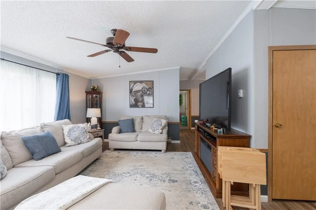 10 Hickory Street, Bath, New York 14810, Bath, New York 14810, 3 Bedroom Bedrooms, 7 Room Rooms,2 BathroomBathrooms,Residential,For Sale,10 Hickory Street, Bath, New York 14810,0,R1719210