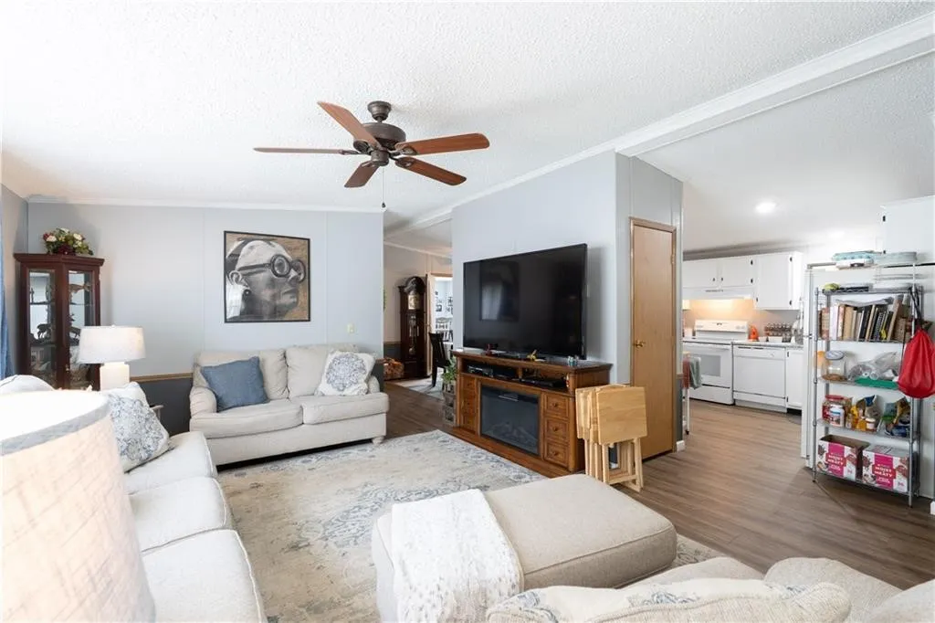 10 Hickory Street, Bath, New York 14810, Bath, New York 14810, 3 Bedroom Bedrooms, 7 Room Rooms,2 BathroomBathrooms,Residential,For Sale,10 Hickory Street, Bath, New York 14810,0,R1719210