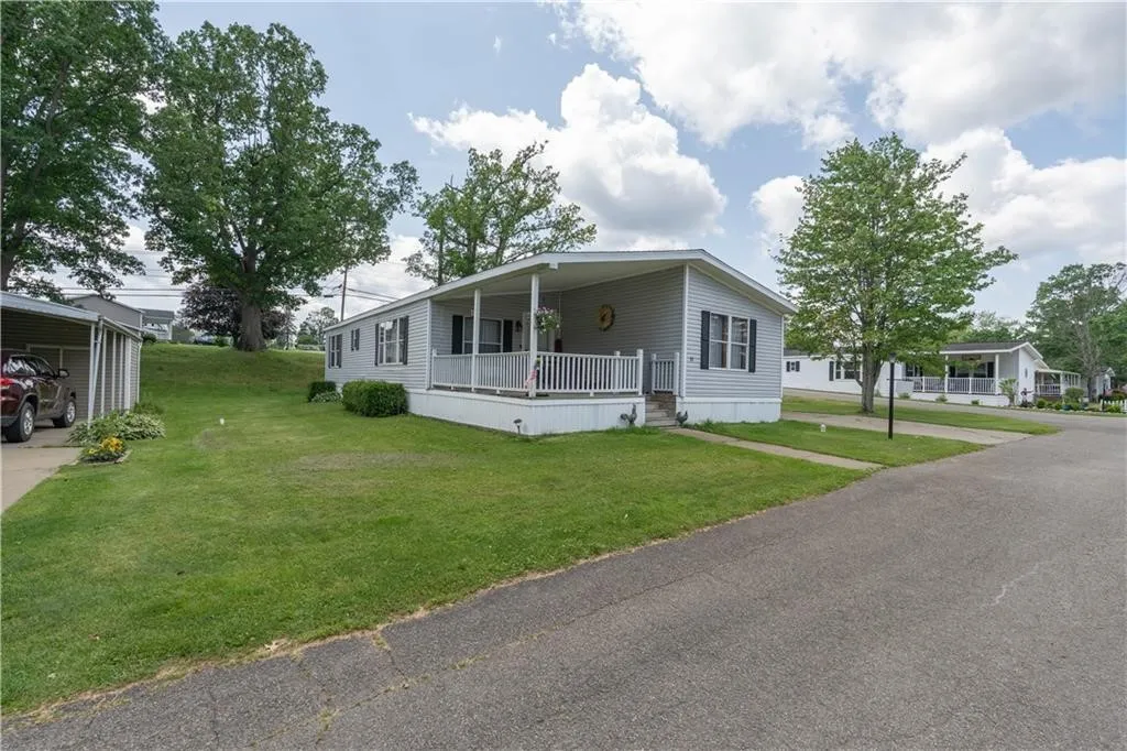10 Hickory Street, Bath, New York 14810, Bath, New York 14810, 3 Bedroom Bedrooms, 7 Room Rooms,2 BathroomBathrooms,Residential,For Sale,10 Hickory Street, Bath, New York 14810,0,R1719210
