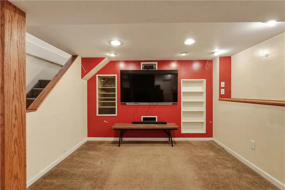 1046 Parkside Drive, Southport, New York 14904, Southport, New York 14904, 3 Bedroom Bedrooms, 6 Room Rooms,2 BathroomBathrooms,Residential,For Sale,1046 Parkside Drive, Southport, New York 14904,0,R1719463