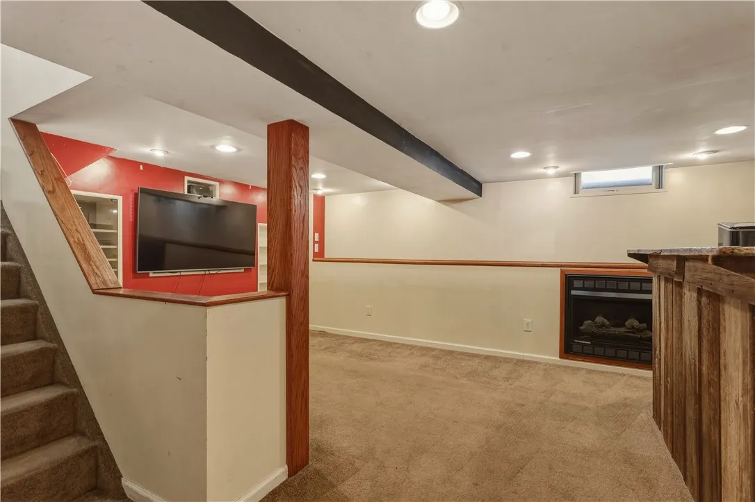 1046 Parkside Drive, Southport, New York 14904, Southport, New York 14904, 3 Bedroom Bedrooms, 6 Room Rooms,2 BathroomBathrooms,Residential,For Sale,1046 Parkside Drive, Southport, New York 14904,0,R1719463