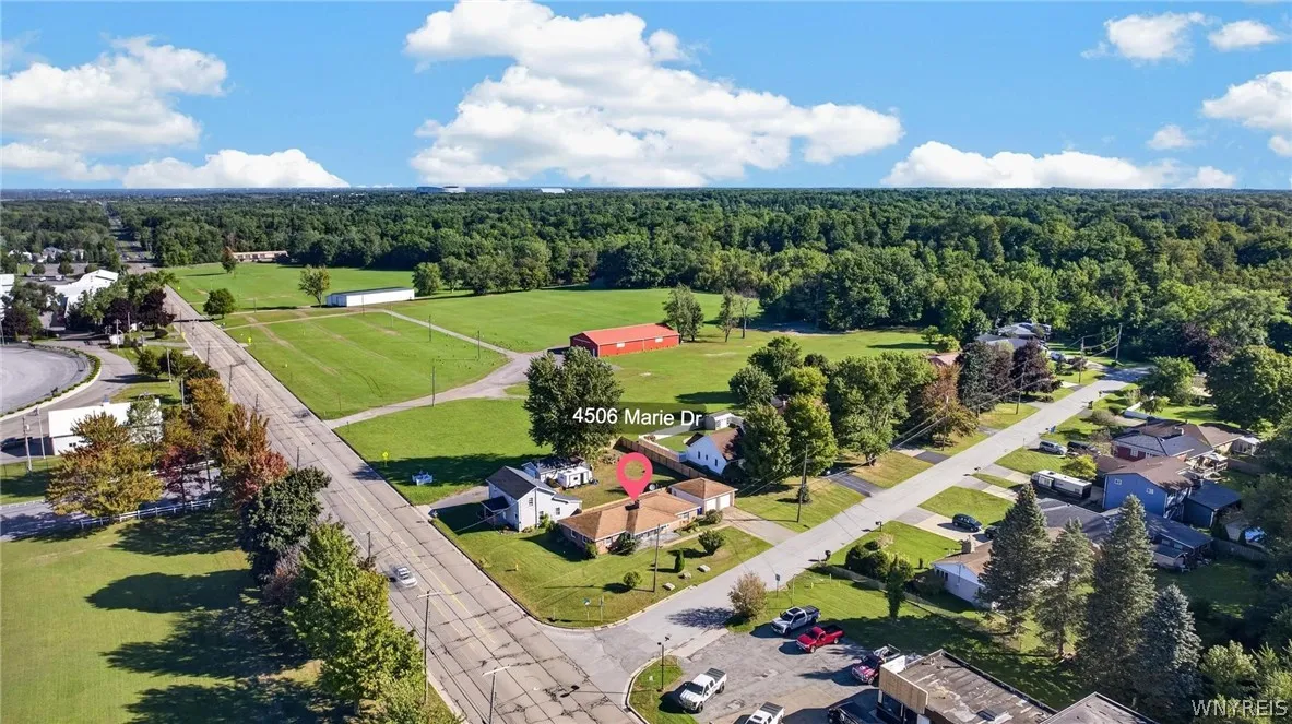 4506 Marie Drive, Hamburg, New York 14075, Hamburg, New York 14075, 4 Bedroom Bedrooms, ,2 BathroomBathrooms,Residential,For Sale,4506 Marie Drive, Hamburg, New York 14075,0,B1715025