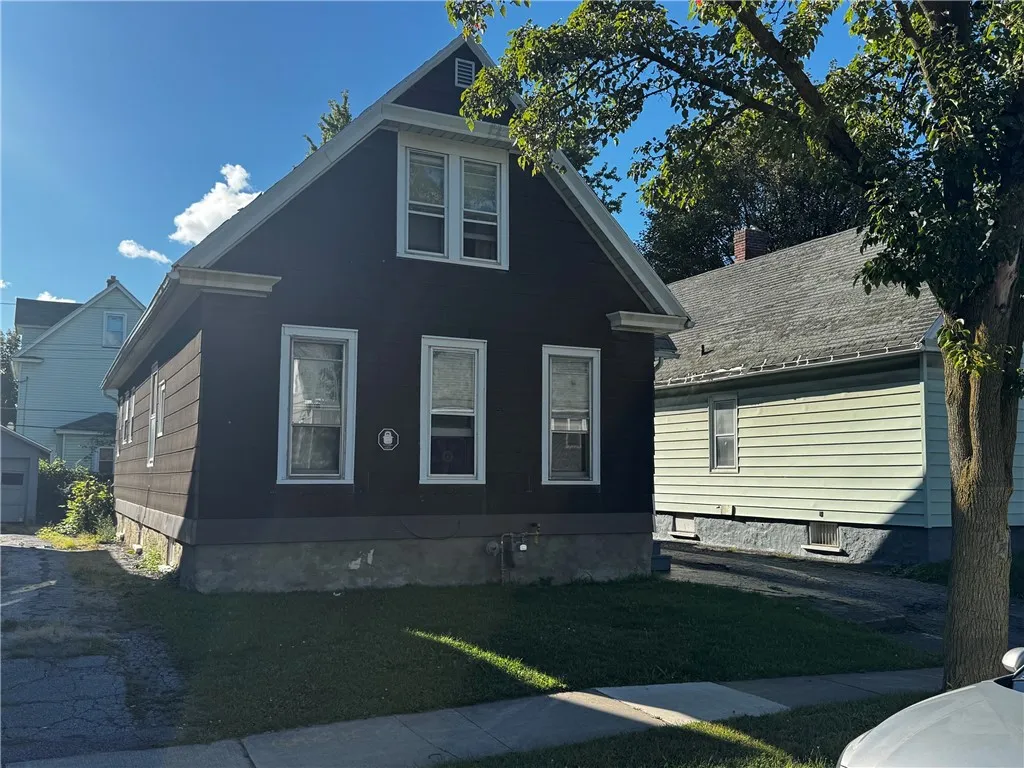 204 Fairgate Street, Rochester, New York 14606, Rochester, New York 14606, ,Commercial Sale,For Sale,204 Fairgate Street, Rochester, New York 14606,0,R1718638