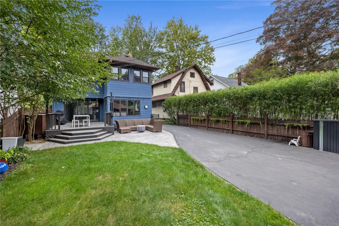 124 Parkside Cres, Irondequoit, New York 14617, Irondequoit, New York 14617, 3 Bedroom Bedrooms, 7 Room Rooms,1 BathroomBathrooms,Residential,For Sale,124 Parkside Cres, Irondequoit, New York 14617,0,R1719167