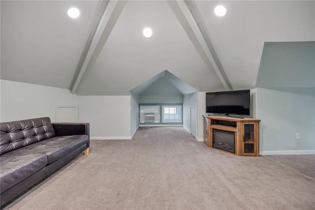 124 Parkside Cres, Irondequoit, New York 14617, Irondequoit, New York 14617, 3 Bedroom Bedrooms, 7 Room Rooms,1 BathroomBathrooms,Residential,For Sale,124 Parkside Cres, Irondequoit, New York 14617,0,R1719167