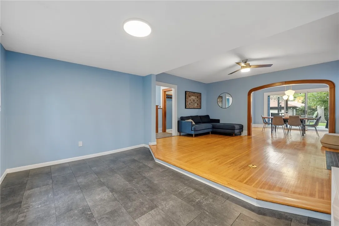 124 Parkside Cres, Irondequoit, New York 14617, Irondequoit, New York 14617, 3 Bedroom Bedrooms, 7 Room Rooms,1 BathroomBathrooms,Residential,For Sale,124 Parkside Cres, Irondequoit, New York 14617,0,R1719167