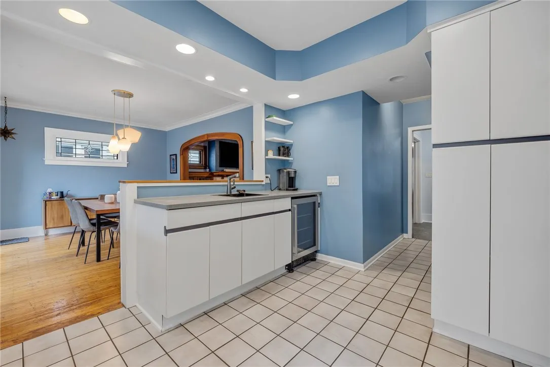 124 Parkside Cres, Irondequoit, New York 14617, Irondequoit, New York 14617, 3 Bedroom Bedrooms, 7 Room Rooms,1 BathroomBathrooms,Residential,For Sale,124 Parkside Cres, Irondequoit, New York 14617,0,R1719167
