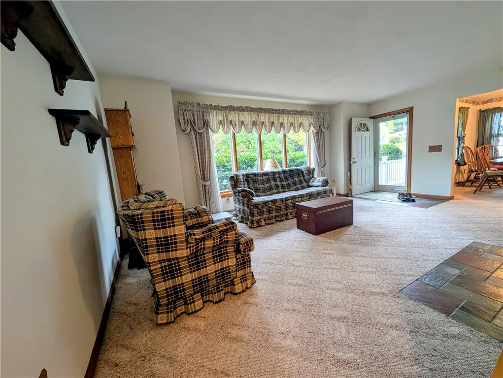 38 Mckune Avenue, Foster Town, Pennsylvania 16701, Foster Town, Pennsylvania 16701, 4 Bedroom Bedrooms, 8 Room Rooms,2 BathroomBathrooms,Residential,For Sale,38 Mckune Avenue, Foster Town, Pennsylvania 16701,0,R1719415