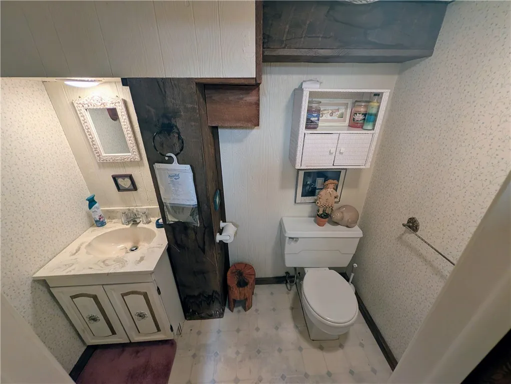 38 Mckune Avenue, Foster Town, Pennsylvania 16701, Foster Town, Pennsylvania 16701, 4 Bedroom Bedrooms, 8 Room Rooms,2 BathroomBathrooms,Residential,For Sale,38 Mckune Avenue, Foster Town, Pennsylvania 16701,0,R1719415