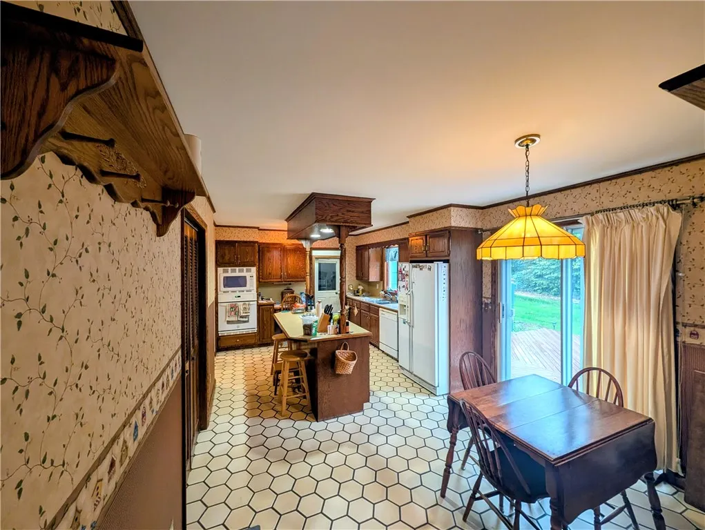 38 Mckune Avenue, Foster Town, Pennsylvania 16701, Foster Town, Pennsylvania 16701, 4 Bedroom Bedrooms, 8 Room Rooms,2 BathroomBathrooms,Residential,For Sale,38 Mckune Avenue, Foster Town, Pennsylvania 16701,0,R1719415
