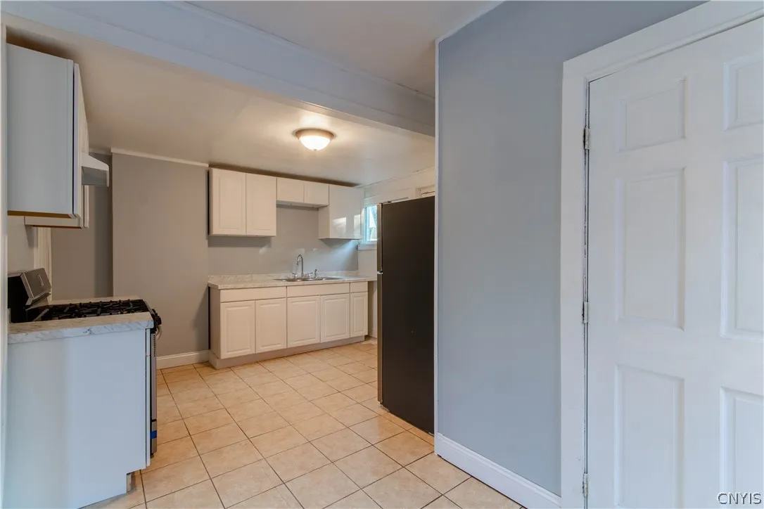 863 W Main Street, Watertown City, New York 13601, Watertown City, New York 13601, 2 Bedroom Bedrooms, 8 Room Rooms,1 BathroomBathrooms,Residential Lease,For Rent,863 W Main Street, Watertown City, New York 13601,0,S1719480