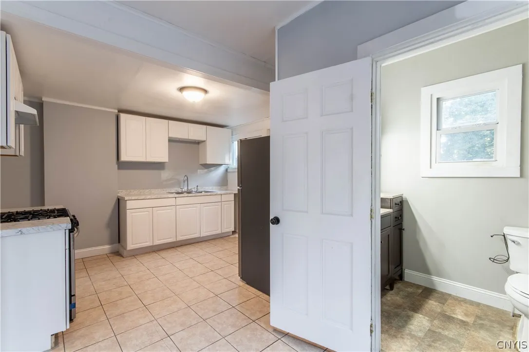 863 W Main Street, Watertown City, New York 13601, Watertown City, New York 13601, 2 Bedroom Bedrooms, 8 Room Rooms,1 BathroomBathrooms,Residential Lease,For Rent,863 W Main Street, Watertown City, New York 13601,0,S1719480