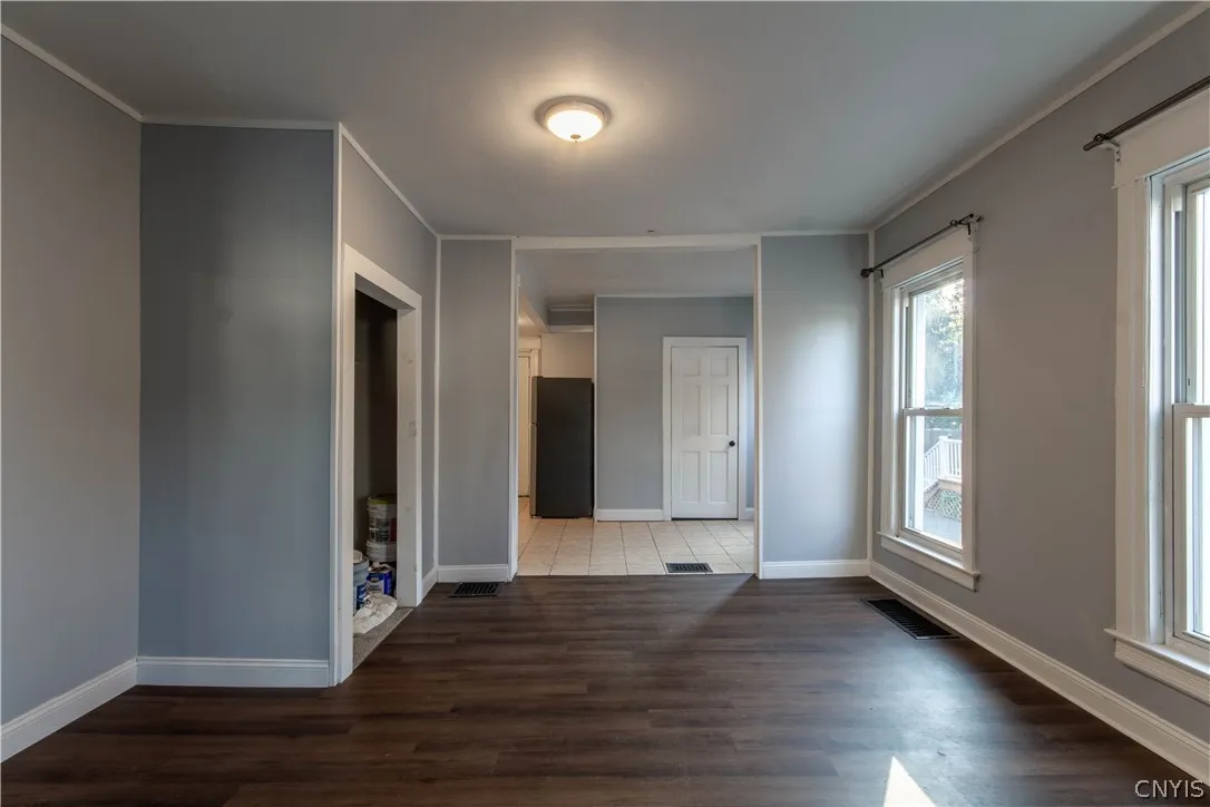 863 W Main Street, Watertown City, New York 13601, Watertown City, New York 13601, 2 Bedroom Bedrooms, 8 Room Rooms,1 BathroomBathrooms,Residential Lease,For Rent,863 W Main Street, Watertown City, New York 13601,0,S1719480