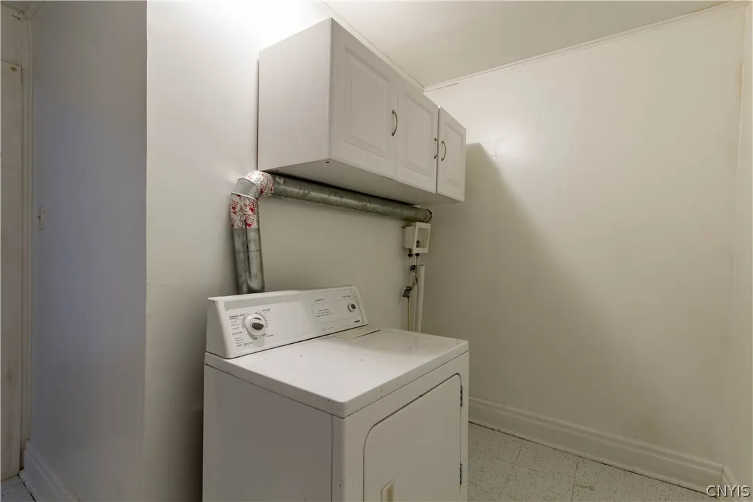 863 W Main Street, Watertown City, New York 13601, Watertown City, New York 13601, 2 Bedroom Bedrooms, 8 Room Rooms,1 BathroomBathrooms,Residential Lease,For Rent,863 W Main Street, Watertown City, New York 13601,0,S1719480