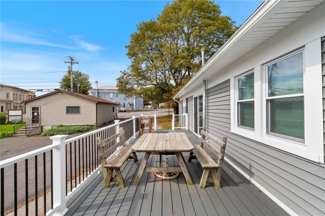 Worry free deck constructed of composite & vinyl!