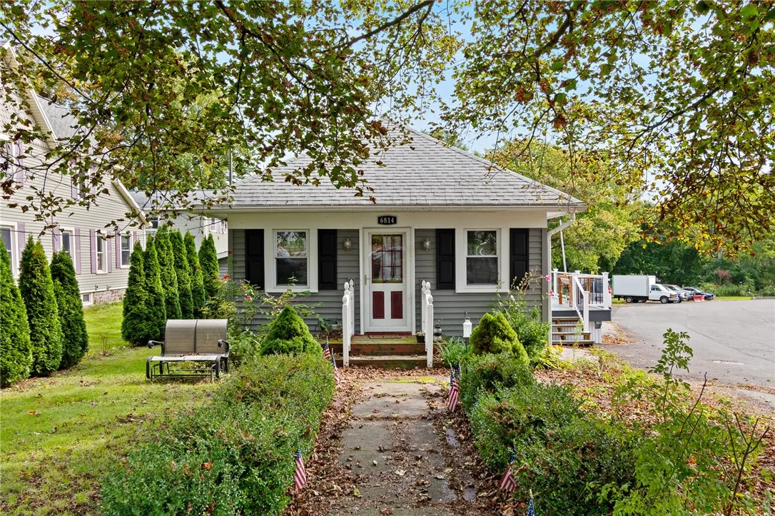 6814 Main Street, Wolcott, New York 13143, Wolcott, New York 13143, 1 Bedroom Bedrooms, 5 Room Rooms,1 BathroomBathrooms,Residential,For Sale,6814 Main Street, Wolcott, New York 13143,0,R1718042