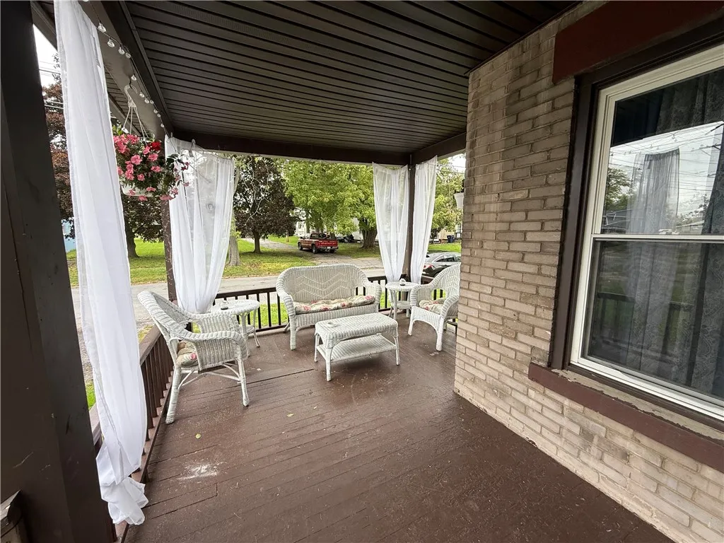 49 Miller Street, Seneca Falls, New York 13148, Seneca Falls, New York 13148, 6 Bedroom Bedrooms, ,2 BathroomBathrooms,Residential,For Sale,49 Miller Street, Seneca Falls, New York 13148,0,R1718900
