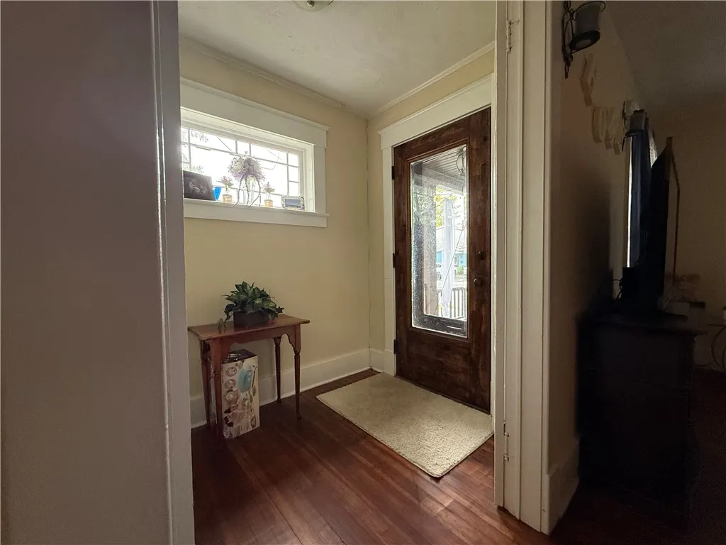 49 Miller Street, Seneca Falls, New York 13148, Seneca Falls, New York 13148, 6 Bedroom Bedrooms, ,2 BathroomBathrooms,Residential,For Sale,49 Miller Street, Seneca Falls, New York 13148,0,R1718900