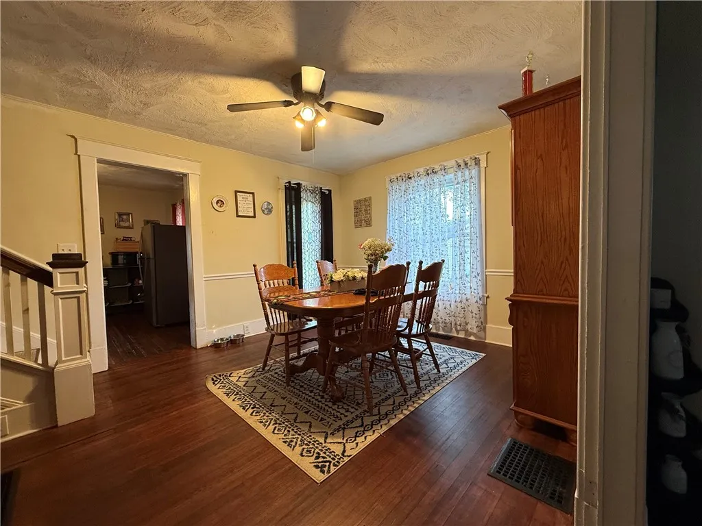 49 Miller Street, Seneca Falls, New York 13148, Seneca Falls, New York 13148, 6 Bedroom Bedrooms, ,2 BathroomBathrooms,Residential,For Sale,49 Miller Street, Seneca Falls, New York 13148,0,R1718900