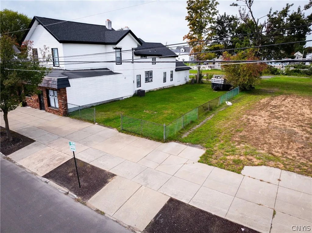 405 North James Street, Rome, New York 13440, Rome, New York 13440, ,Commercial Sale,For Sale,405 North James Street, Rome, New York 13440,0,S1717826