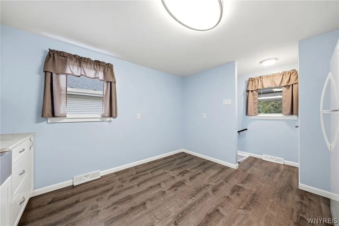 320 Marilla Street, Buffalo, New York 14220, Buffalo, New York 14220, 4 Bedroom Bedrooms, 6 Room Rooms,1 BathroomBathrooms,Residential,For Sale,320 Marilla Street, Buffalo, New York 14220,0,B1719447