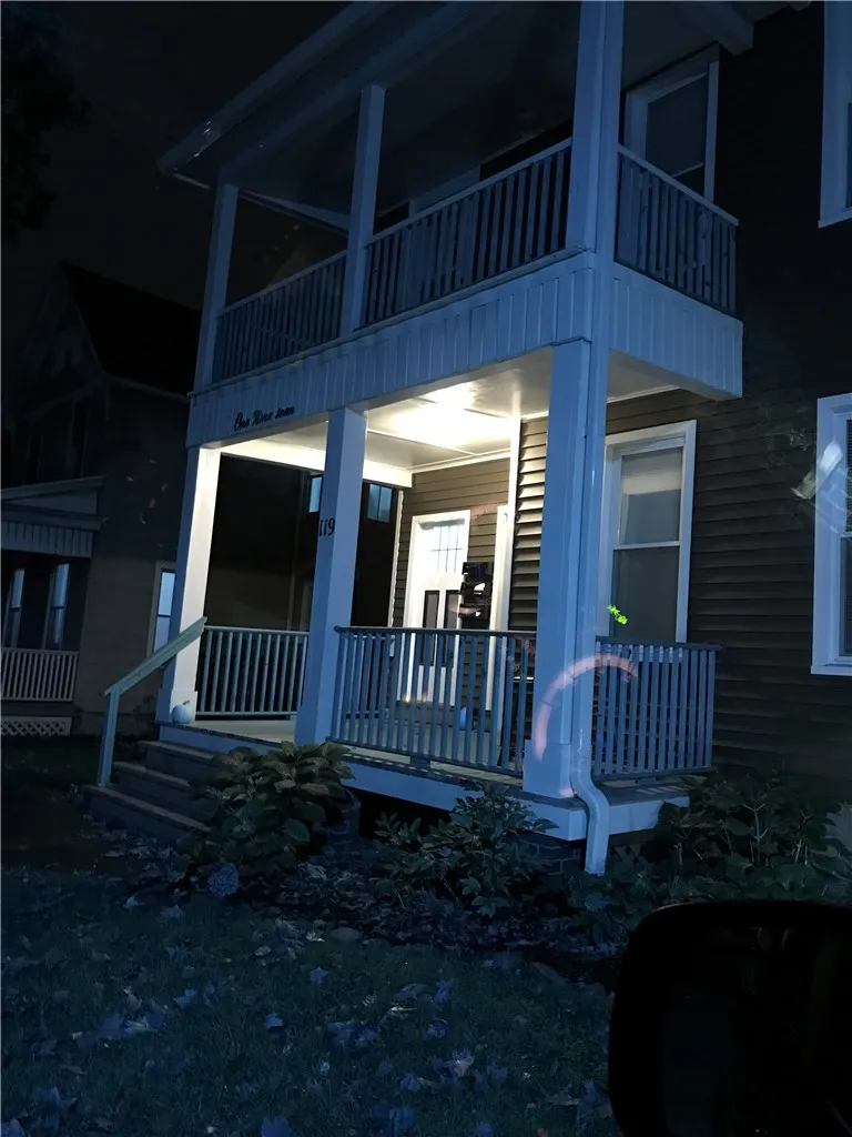 119 Harvard St, Rochester, New York 14607, Rochester, New York 14607, 2 Bedroom Bedrooms, 5 Room Rooms,1 BathroomBathrooms,Residential Lease,For Rent,119 Harvard St, Rochester, New York 14607,0,R1719304