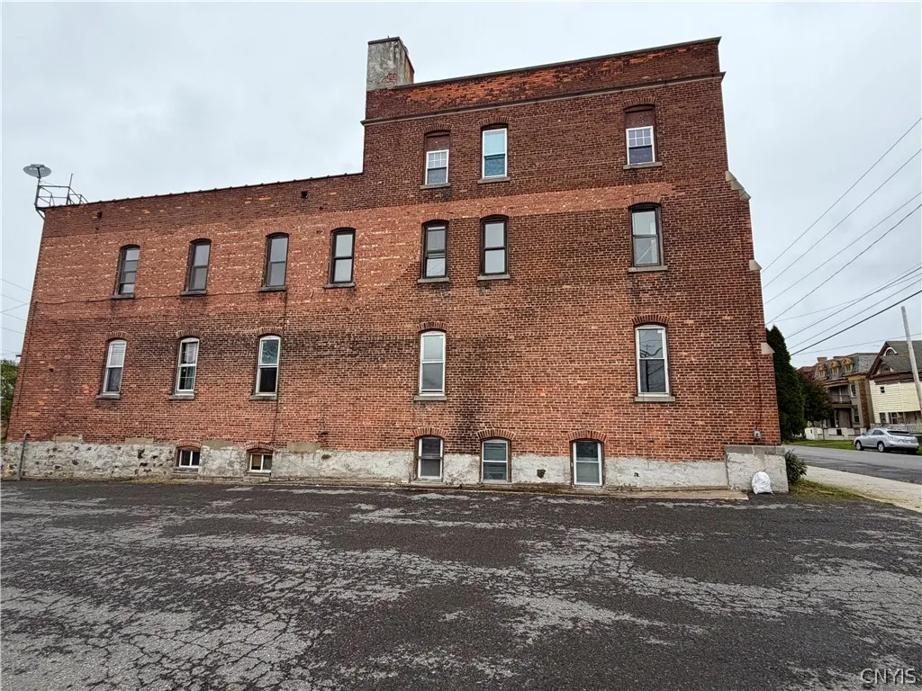 1116 Park Avenue, Utica, New York 13501, Utica, New York 13501, ,Commercial Sale,For Sale,1116 Park Avenue, Utica, New York 13501,0,S1719506