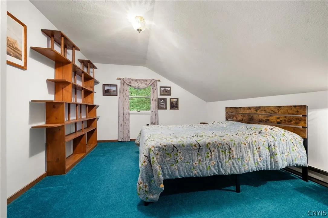 Another large 2nd floor bedroom