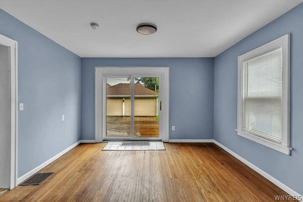 22 Bewley Parkway, Lockport City, New York 14094, Lockport City, New York 14094, 3 Bedroom Bedrooms, 8 Room Rooms,2 BathroomBathrooms,Residential,For Sale,22 Bewley Parkway, Lockport City, New York 14094,0,B1719439