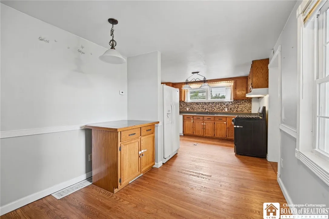 6 Center Street, Randolph, New York 14772, Randolph, New York 14772, 3 Bedroom Bedrooms, 8 Room Rooms,2 BathroomBathrooms,Residential,For Sale,6 Center Street, Randolph, New York 14772,0,R1716465