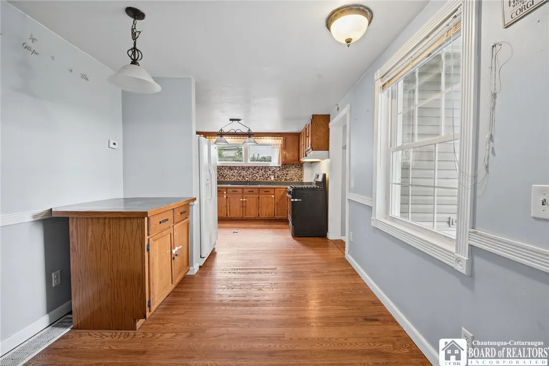 6 Center Street, Randolph, New York 14772, Randolph, New York 14772, 3 Bedroom Bedrooms, 8 Room Rooms,2 BathroomBathrooms,Residential,For Sale,6 Center Street, Randolph, New York 14772,0,R1716465