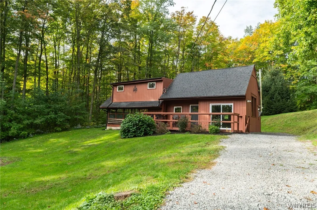 2574 Cotton Hill Road, Bennington, New York 14011, Bennington, New York 14011, 3 Bedroom Bedrooms, 9 Room Rooms,1 BathroomBathrooms,Residential,For Sale,2574 Cotton Hill Road, Bennington, New York 14011,0,B1719374