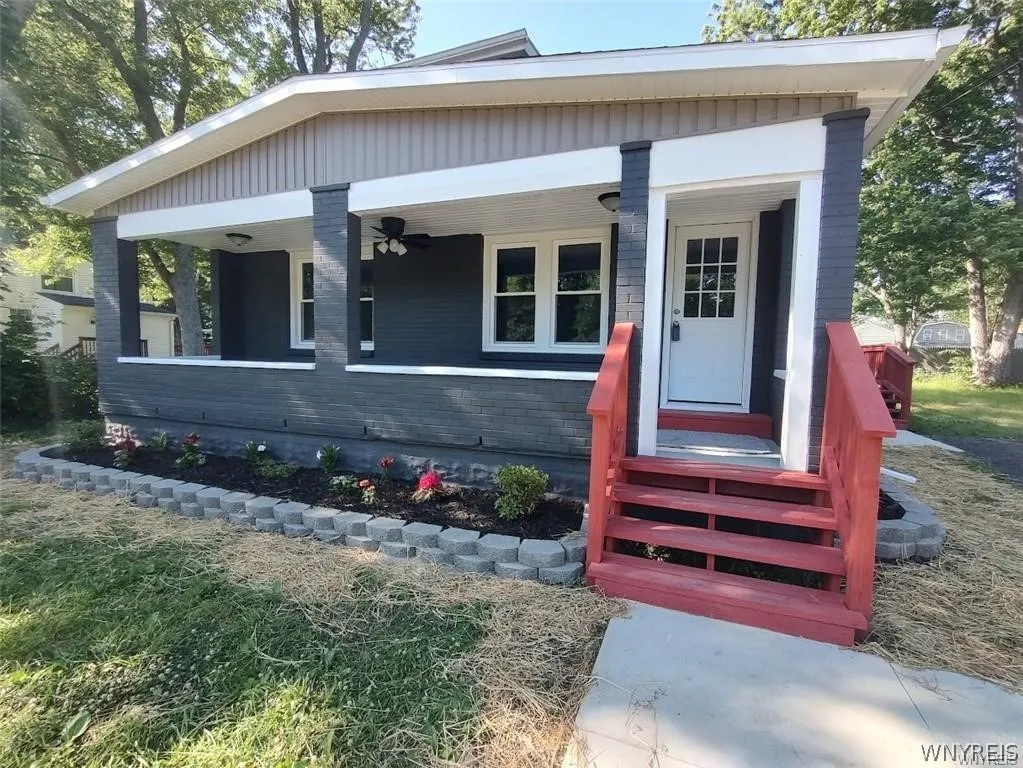 246 Kennedy Avenue, Evans, New York 14006, Evans, New York 14006, 2 Bedroom Bedrooms, 6 Room Rooms,2 BathroomBathrooms,Residential,For Sale,246 Kennedy Avenue, Evans, New York 14006,0,B1719523
