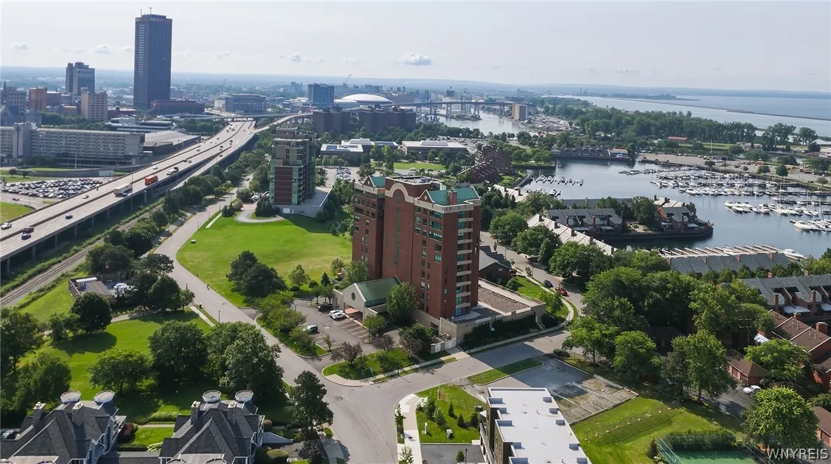 801 Admirals Walk Circle Circle 801, Buffalo, New, Buffalo, New York 14202, 2 Bedroom Bedrooms, 4 Room Rooms,2 BathroomBathrooms,Residential,For Sale,801 Admirals Walk Circle Circle 801, Buffalo, New ,0,B1719515