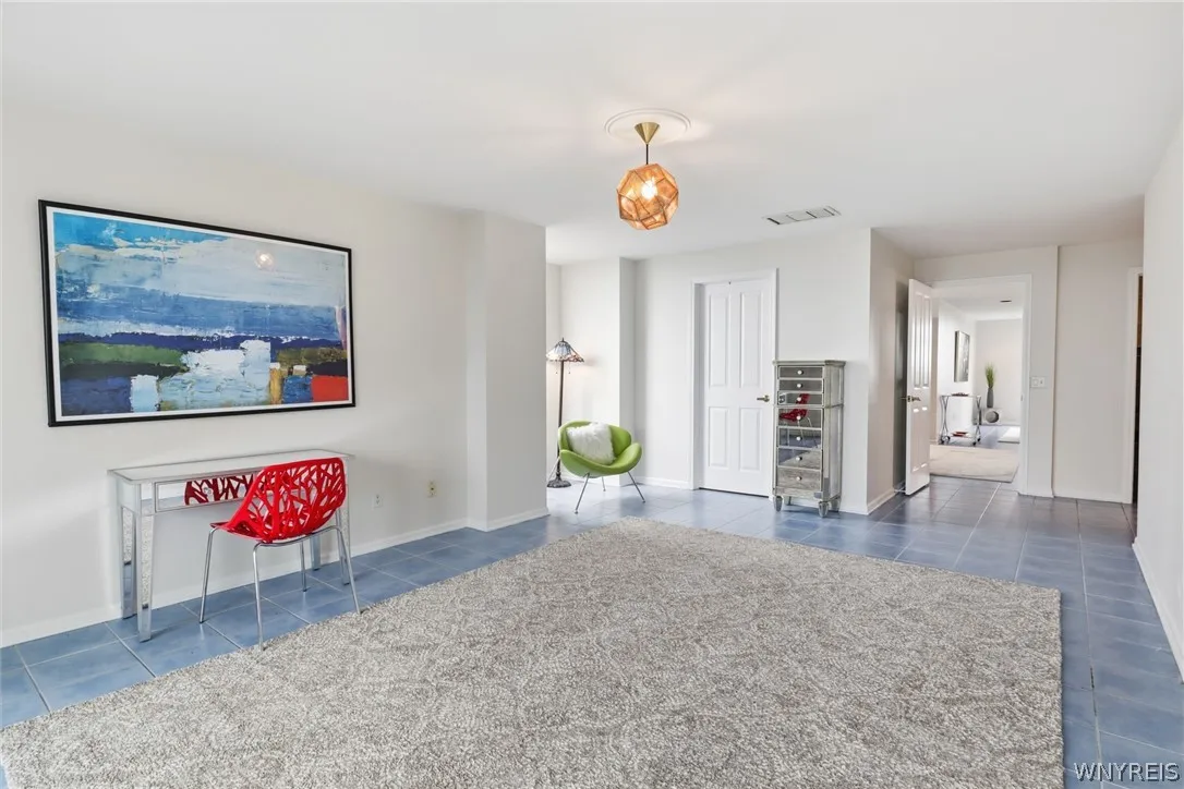 801 Admirals Walk Circle Circle 801, Buffalo, New, Buffalo, New York 14202, 2 Bedroom Bedrooms, 4 Room Rooms,2 BathroomBathrooms,Residential,For Sale,801 Admirals Walk Circle Circle 801, Buffalo, New ,0,B1719515
