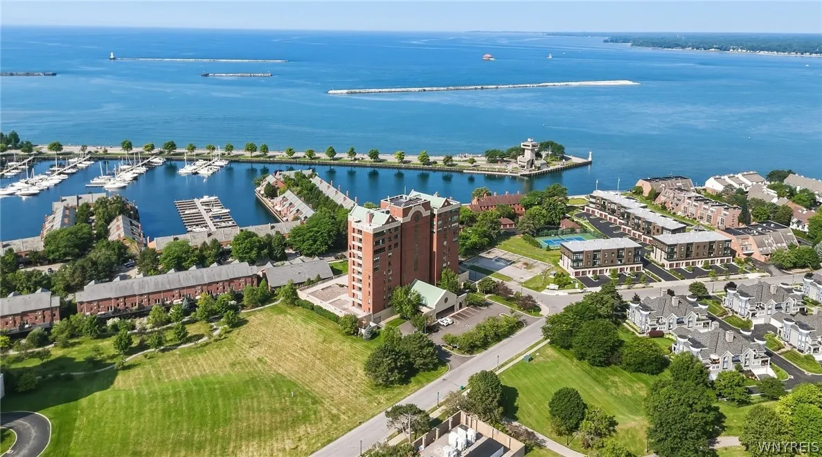 801 Admirals Walk Circle Circle 801, Buffalo, New, Buffalo, New York 14202, 2 Bedroom Bedrooms, 4 Room Rooms,2 BathroomBathrooms,Residential,For Sale,801 Admirals Walk Circle Circle 801, Buffalo, New ,0,B1719515