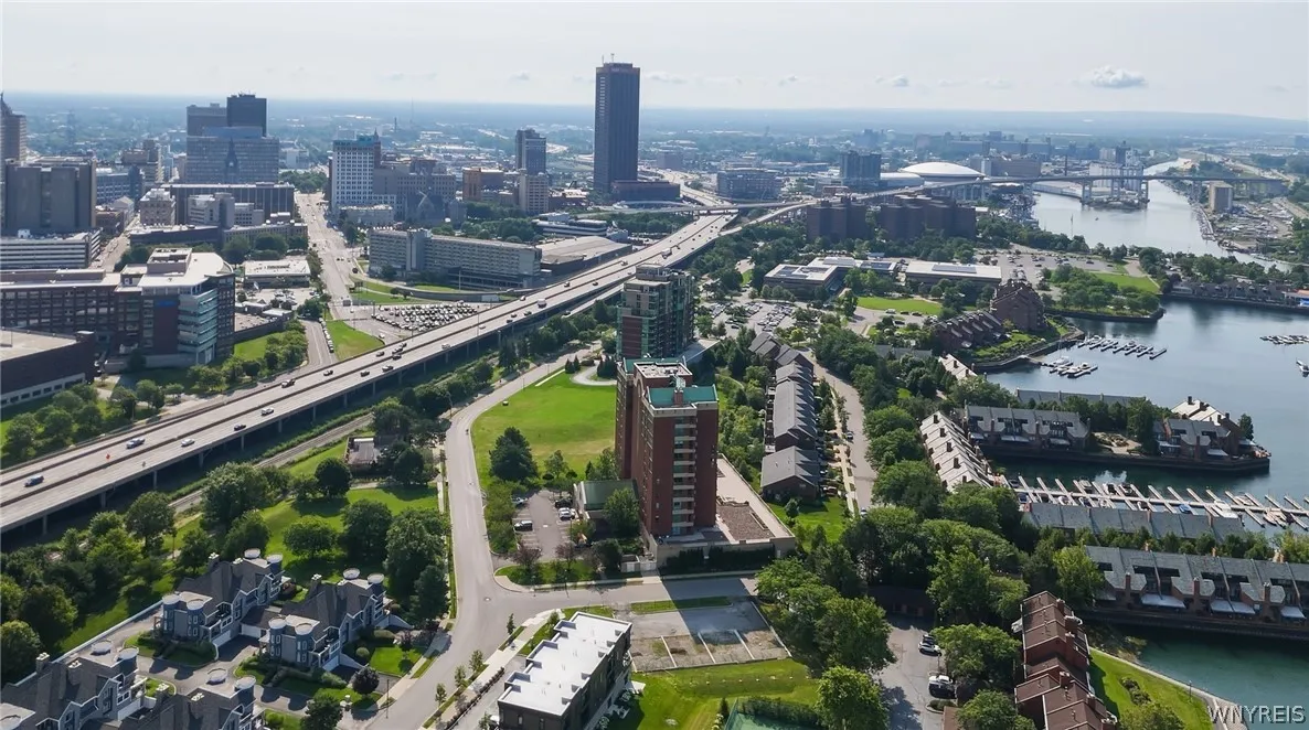 801 Admirals Walk Circle Circle 801, Buffalo, New, Buffalo, New York 14202, 2 Bedroom Bedrooms, 4 Room Rooms,2 BathroomBathrooms,Residential,For Sale,801 Admirals Walk Circle Circle 801, Buffalo, New ,0,B1719515
