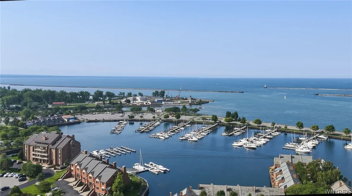 801 Admirals Walk Circle Circle 801, Buffalo, New, Buffalo, New York 14202, 2 Bedroom Bedrooms, 4 Room Rooms,2 BathroomBathrooms,Residential,For Sale,801 Admirals Walk Circle Circle 801, Buffalo, New ,0,B1719515