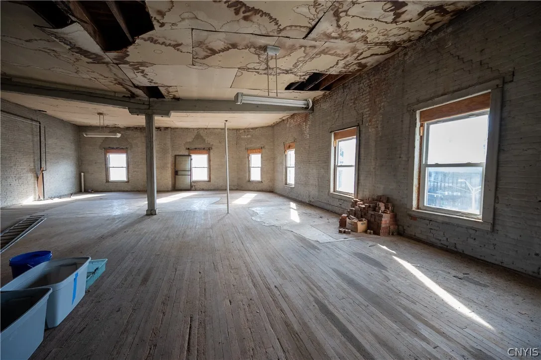 503-525 Albany Street, Little Falls City, New York, Little Falls City, New York 13365, 1 Bedroom Bedrooms, ,1 BathroomBathrooms,Residential,For Sale,503-525 Albany Street, Little Falls City, New York,0,S1719454