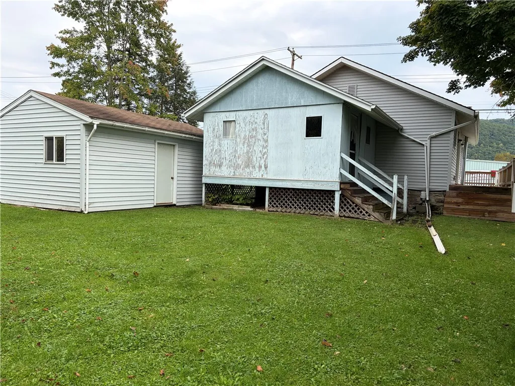 57 West Main Street, Canisteo, New York 14823, Canisteo, New York 14823, 2 Bedroom Bedrooms, 5 Room Rooms,1 BathroomBathrooms,Residential,For Sale,57 West Main Street, Canisteo, New York 14823,0,R1718877
