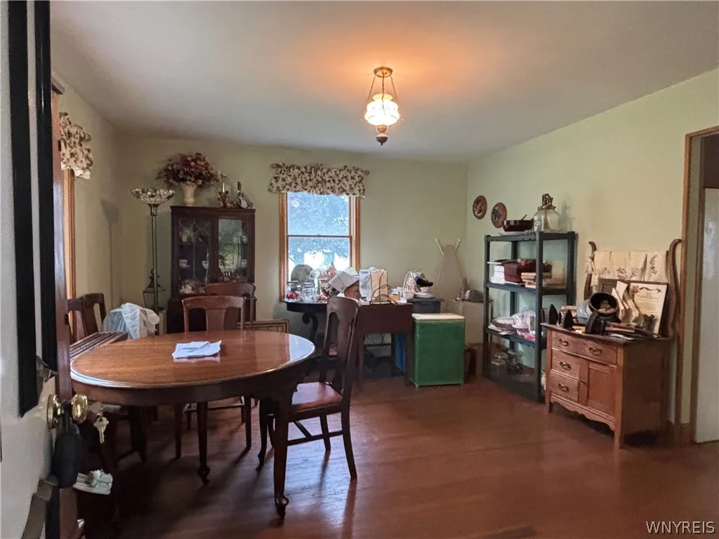 5643 Fisk Road, Pendleton, New York 14094, Pendleton, New York 14094, 3 Bedroom Bedrooms, 7 Room Rooms,2 BathroomBathrooms,Residential,For Sale,5643 Fisk Road, Pendleton, New York 14094,0,B1719414
